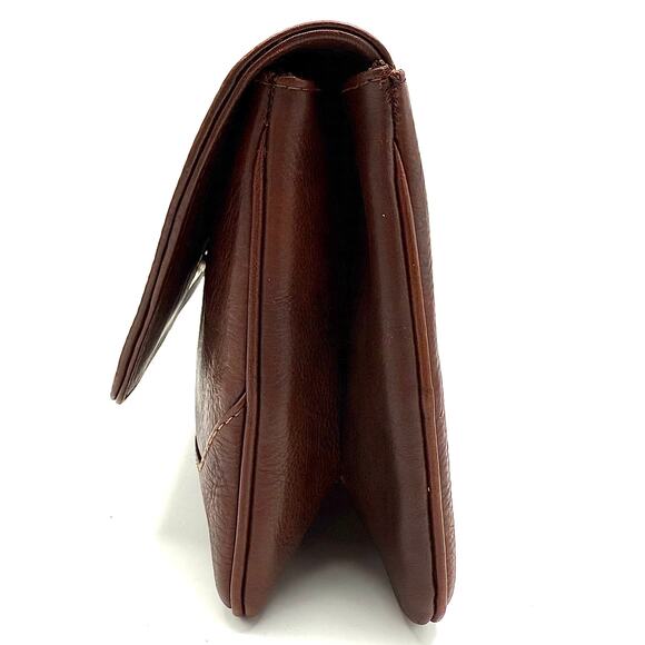 Vintage 60s Taurus Brown Leather Clutch Bag w/ Red Enamel Clasp Mod Purse - Picture 8 of 16